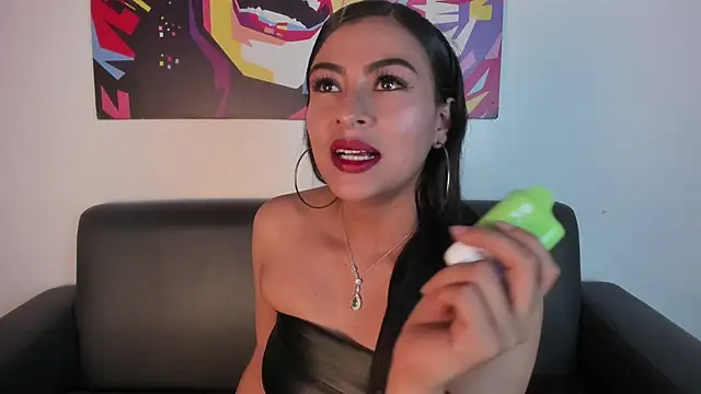 Zairaa Fox online show from October 2025 01:36:02 AM