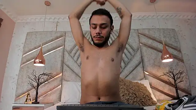 Boss Domiinator online show from January 2026 12:54:02 PM