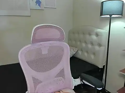 Seductive Margaux online show from October 2025 06:46:02 AM