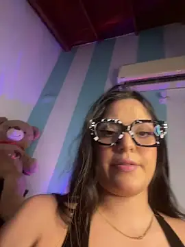 alilith online show from February 2026 07:41:01 PM