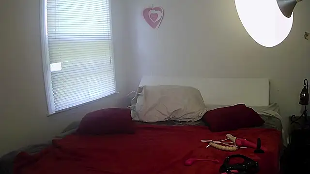 marynka21 online show from October 2025 08:26:01 PM