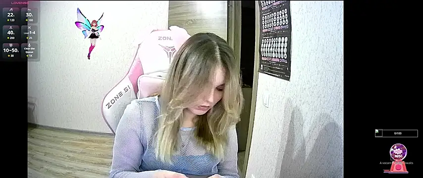 Kris Moss online show from October 2025 08:09:02 PM