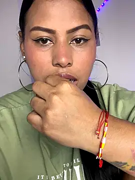 Michluxe 69 online show from December 2025 10:27:01 PM