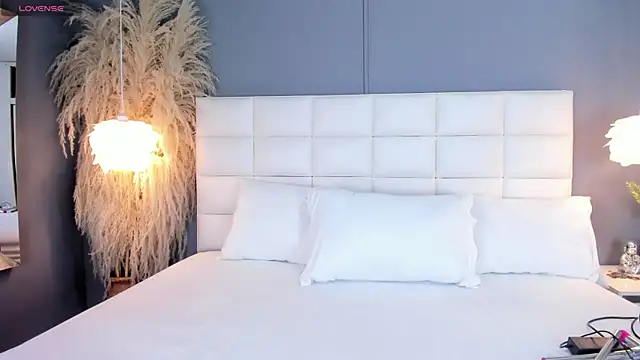 AnastasiaBlare online show from December 2025 05:19:02 PM