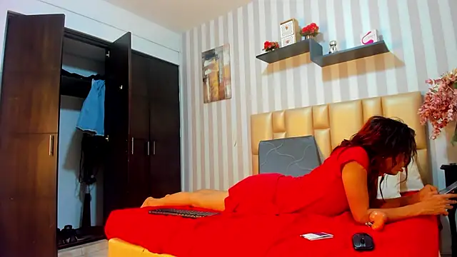 MissDiabla  online show from September 2025 04:07:02 PM