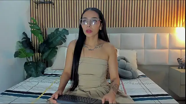 Roseaurora online show from February 2026 12:54:01 PM