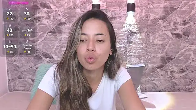 Snapshot of Danny_Ninaa chatting on February 2025 02:43:01 PM Danny Ninaa online show from February 2025 02:43:01 PM