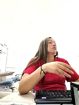 Madisson-04  online show from October 2025 07:16:01 PM