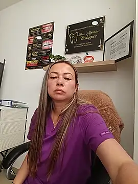 Snapshot of Madisson-04_ chatting on June 2026 03:07:02 PM Madisson-04 online show from June 2026 03:07:02 PM