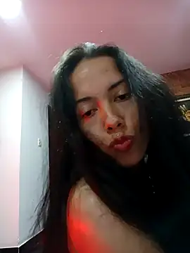 MiaForever1 online show from December 2025 10:04:02 PM