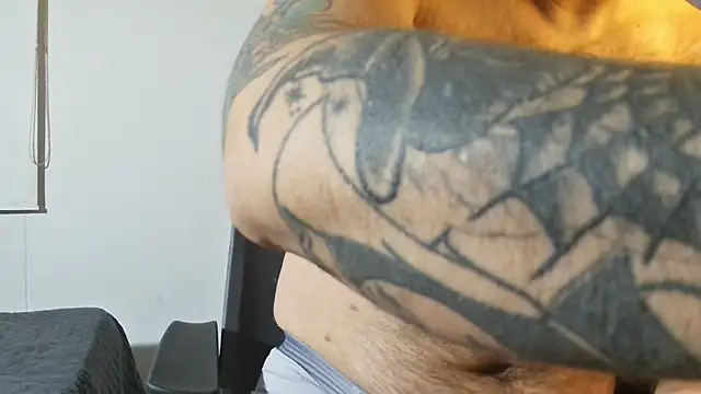 DaddyBear   online show from September 2025 09:48:02 PM