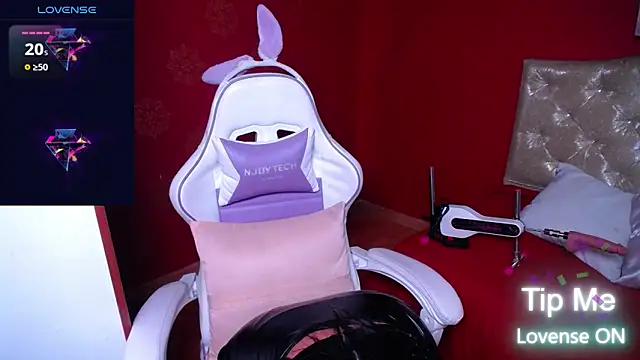 Violet-Flow online show from October 2025 01:12:02 PM