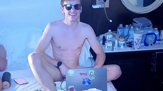 Snapshot of maskedboy1 chatting on June 2026 01:11:01 PM maskedboy1 online show from June 2026 01:11:01 PM
