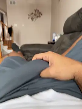 Snapshot of Rocky_Rules chatting on December 2025 04:56:01 PM Rocky Rules online show from December 2025 04:56:01 PM