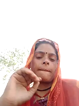 Snapshot of H_seema chatting on April 2026 10:42:01 AM H seema online show from April 2026 10:42:01 AM