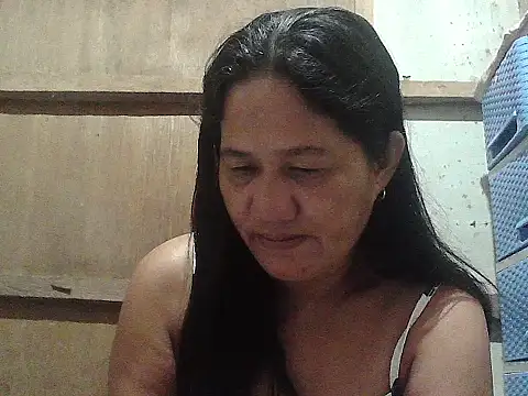 Snapshot of hotmama_063 chatting on June 2026 09:24:01 PM hotmama 063 online show from June 2026 09:24:01 PM