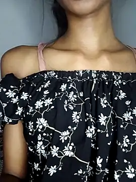 BunnyBloom25 online show from September 2025 05:35:01 PM