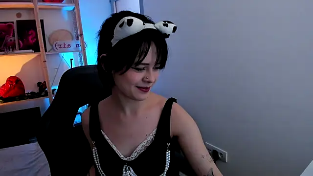 Snapshot of Sima_Wendy chatting on February 2026 07:12:02 AM Sima Wendy online show from February 2026 07:12:02 AM