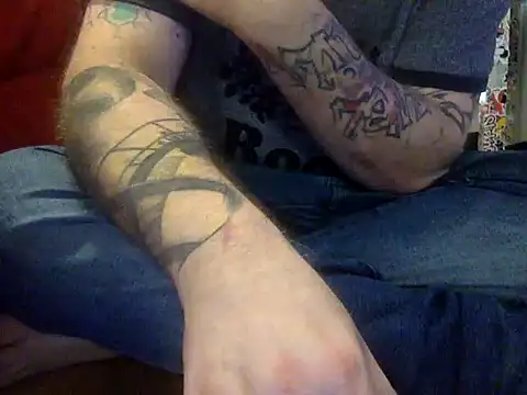 edger4lif3 online show from October 2025 03:20:01 PM