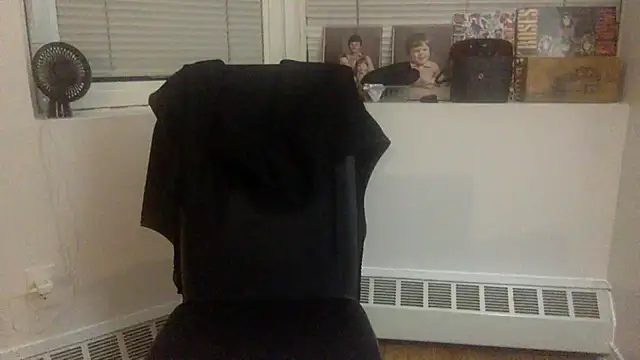 edger4lif3 online show from October 2025 09:00:02 AM