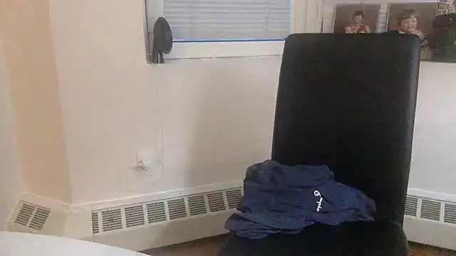 edger4lif3 online show from October 2025 09:38:02 PM