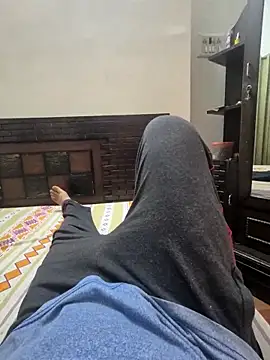 Snapshot of kkkk1882 chatting on November 2025 06:05:01 AM kkkk1882 online show from November 2025 06:05:01 AM