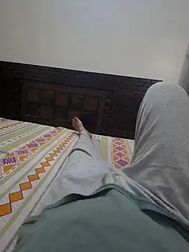 Snapshot of kkkk1882 chatting on November 2025 06:13:02 AM kkkk1882 online show from November 2025 06:13:02 AM