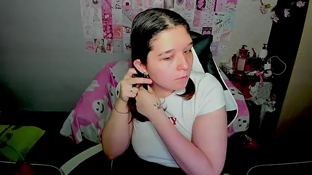 Acid Kate online show from November 2025 12:25:01 AM