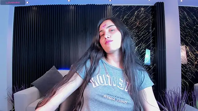 sofiapalacioss online show from September 2025 07:27:02 PM