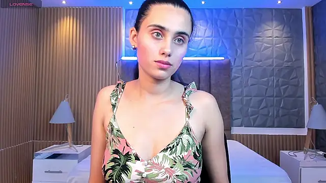 sofiapalacioss online show from September 2025 07:19:02 PM