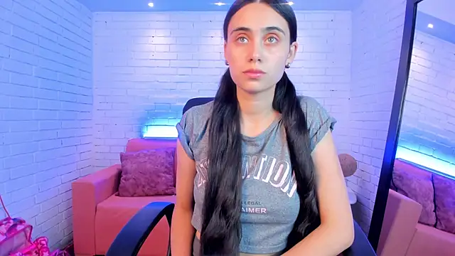 sofiapalacioss online show from October 2025 03:21:02 PM