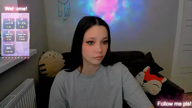 Snapshot of Kitten_Alissa chatting on May 2026 01:06:01 PM Kitten Alissa online show from May 2026 01:06:01 PM