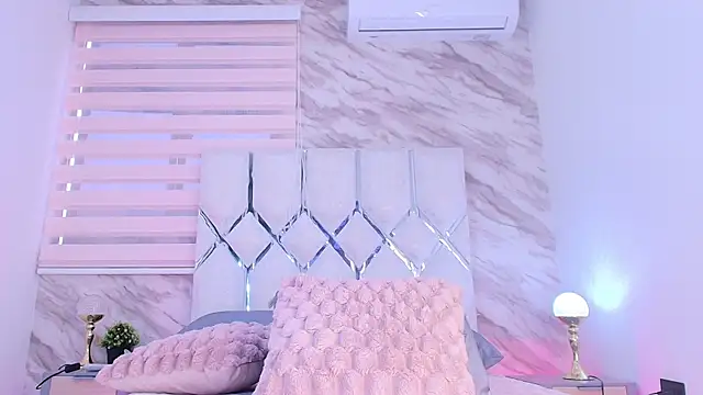 collet 1 online show from November 2025 12:04:02 PM