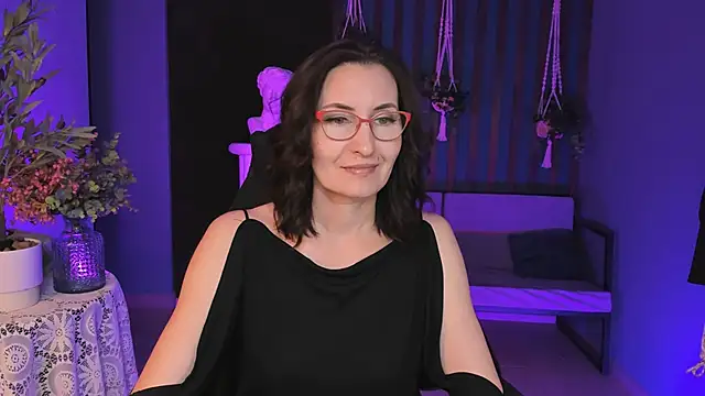 UnaTerra online show from September 2025 05:28:02 AM