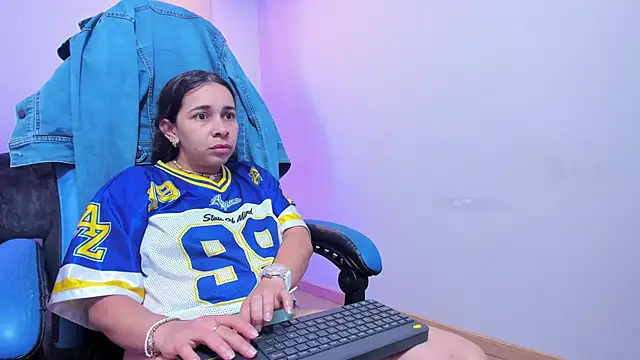 CataleyaAmaya online show from September 2025 12:54:01 PM