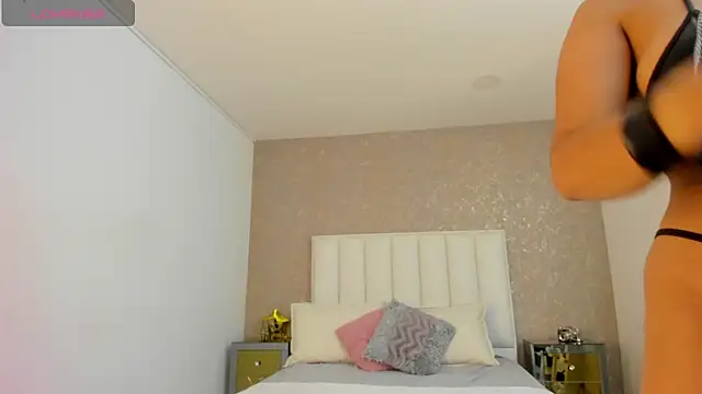 KaylieBrooks online show from October 2025 06:30:02 PM