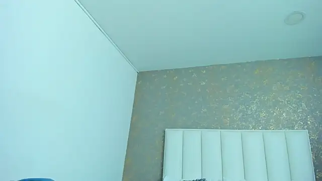 KaylieBrooks online show from December 2025 06:12:01 PM