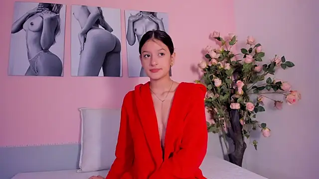 Stefany gonzales  online show from October 2025 11:43:01 AM