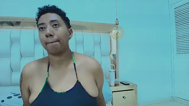 TiffantyAndStacy online show from October 2025 07:31:01 PM