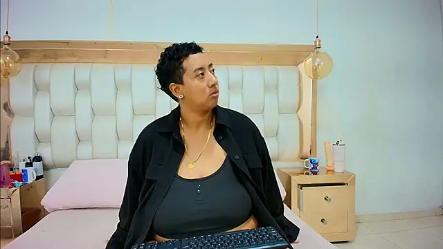 TiffantyAndStacy online show from February 2026 09:41:02 AM