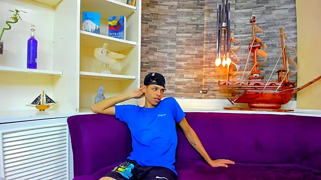 Snapshot of Mycandyfor_You chatting on September 2025 07:03:01 PM Mycandyfor You online show from September 2025 07:03:01 PM