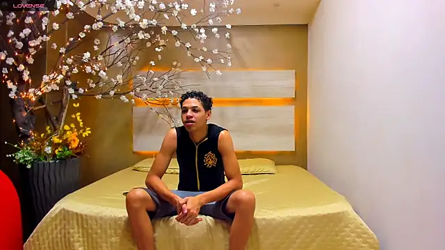 Snapshot of Mycandyfor_You chatting on September 2025 05:27:02 PM Mycandyfor You online show from September 2025 05:27:02 PM