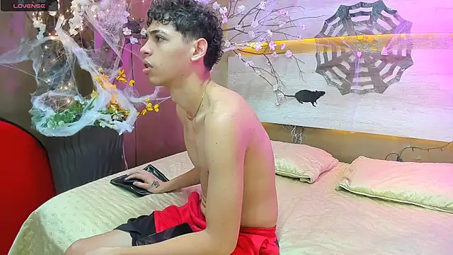 Snapshot of Mycandyfor_You chatting on October 2025 07:10:02 PM Mycandyfor You online show from October 2025 07:10:02 PM