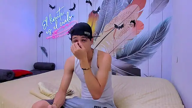 Snapshot of Mycandyfor_You chatting on November 2025 06:23:02 PM Mycandyfor You online show from November 2025 06:23:02 PM