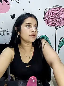 ValerieLove  online show from September 2025 07:28:01 PM