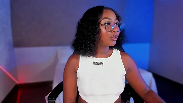 Kishalove  online show from November 2025 10:37:01 AM