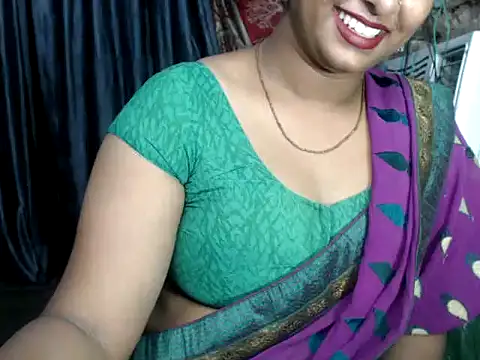 DearKimmi online show from December 2024 11:25:02 PM