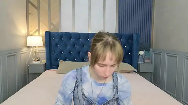 Beverly Gomes online show from October 2025 06:33:01 AM