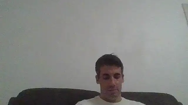 JulioIsHere4you online show from October 2025 05:33:02 PM