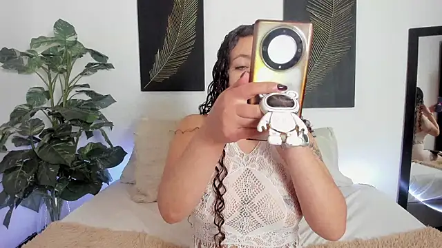 RubyStrong online show from October 2025 01:41:01 PM